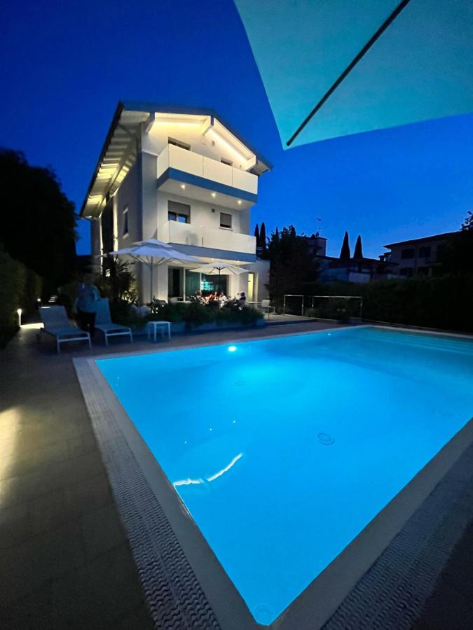 Piscina di Viola Relais o nelle vicinanze