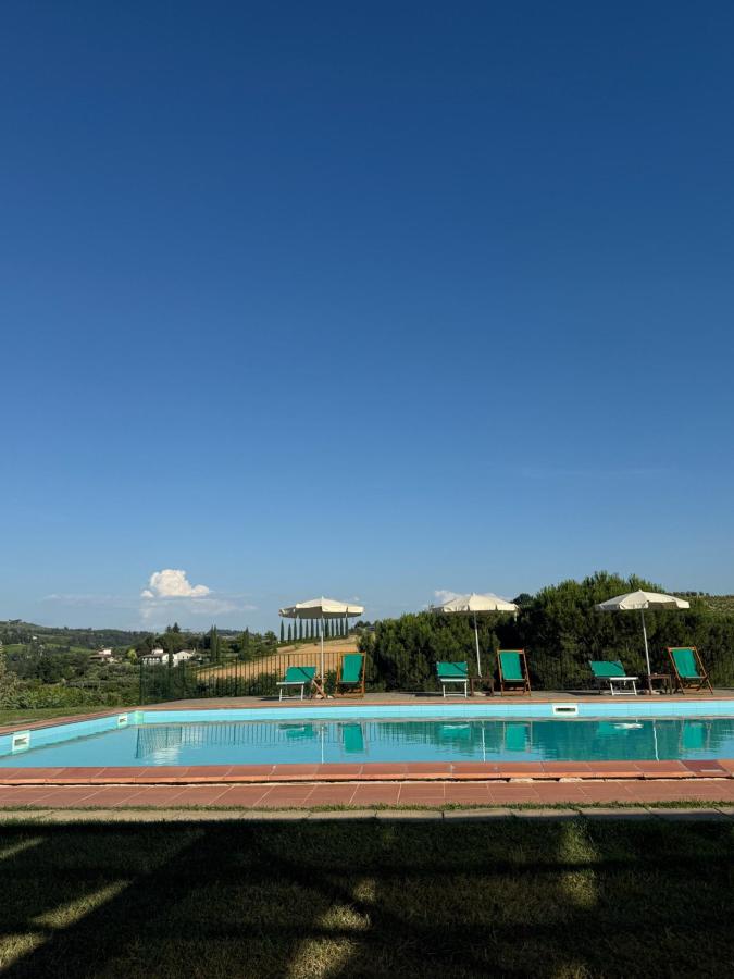 Piscina di Agriturismo Le Mandrie di Ripalta check in 15,00 - 19,00 o nelle vicinanze