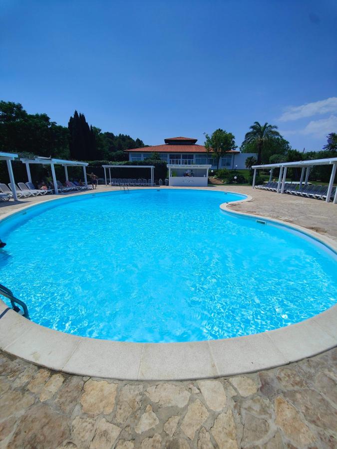 Piscina di Hotel Le Ginestre Family & Wellness o nelle vicinanze