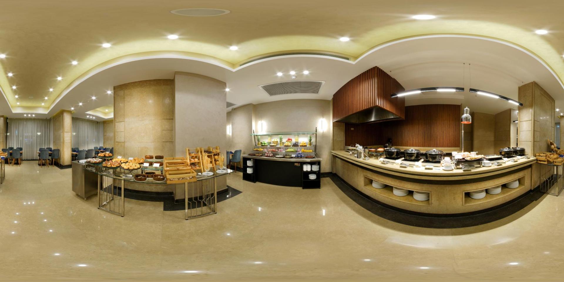 Stay Inn Pyramids Hotel - Photo 2