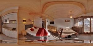 Gallery image of Hôtel Les Côtes, Résidence Loisirs et Chalets in Morzine