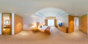 Gallery image of Grand Hyatt Mumbai Hotel and Residences in Mumbai
