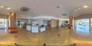Gallery image of ibis Vitoria Praia do Canto in Vitória