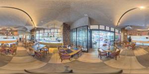 Gallery image of ibis Vitoria Praia do Canto in Vitória