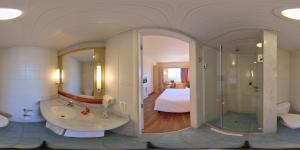 Gallery image of ibis Vitoria Praia do Canto in Vitória