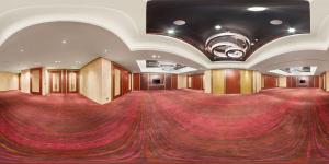 Gallery image of Grand Hyatt Manila in Manila