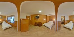 Foto dalla galleria di Hotel Ambassador a Quito