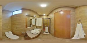 Foto dalla galleria di Hotel Ambassador a Quito