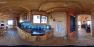 Foto dalla galleria di Chalet AS des Pics a Nendaz