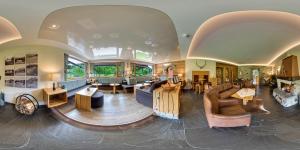 Gallery image of Alm- & Wellnesshotel Alpenhof in Schönau am Königssee