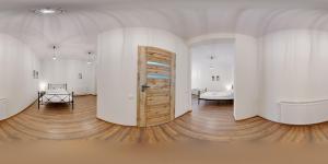 Gallery image of roomspoznan pl - Apartamenty i Pokoje Półwiejska 20 - 24h self check-in in Poznań