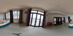 Fotografie z fotogalerie ubytování Gintara Beach Homestay by evaddo v destinaci Kalyānpur