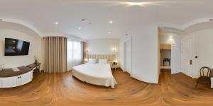 Foto dalla galleria di Iris Hotel a Tbilisi City