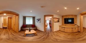 Foto dalla galleria di Hotel Bergkristall a Silbertal