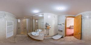Gallery image of Marmara Hotel Budapest in Budapest