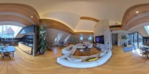 Gallery image of DO & CO Hotel München in Munich