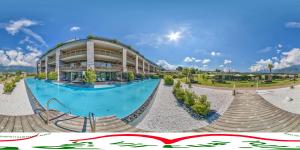 Foto dalla galleria di Weinegg Wellviva Resort ad Appiano sulla Strada del Vino