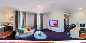 Fotografie z fotogalerie ubytování Fairway Colombo - Sri Lanka's First Hotel With Robot Technology v destinaci Colombo