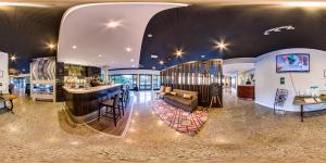 Gallery image of Holiday Inn Queenstown Frankton Road by IHG in Queenstown