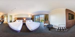 Gallery image of Holiday Inn Queenstown Frankton Road by IHG in Queenstown
