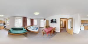 Gallery image of Family apartments in Vrchlabi, Giant Mountains - Pension 220 in Vrchlabí