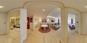 Gambar di galeri bagi Mercure Dubai Barsha Heights Hotel Suites And Apartments di Dubai