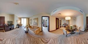 Gallery image of Mövenpick Hotel Jumeirah Lakes Towers Dubai in Dubai