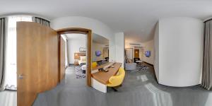 Foto dalla galleria di TRYP by Wyndham Dubai a Dubai