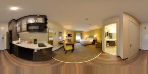 Gallery image of Candlewood Suites West Edmonton - Mall Area by IHG in Edmonton