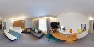 Gallery image of Holiday Inn Bournemouth by IHG in Bournemouth