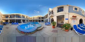 Gallery image of Pergola Hotel & Spa in Mellieħa