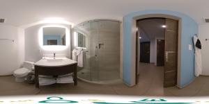 Gallery image of The Cove Hotel in Long Beach