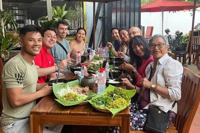 Average tour price for Evening Tours from Phnom Penh around 41 USD Average tour price for Evening Tours from Phnom Penh around 41 USD