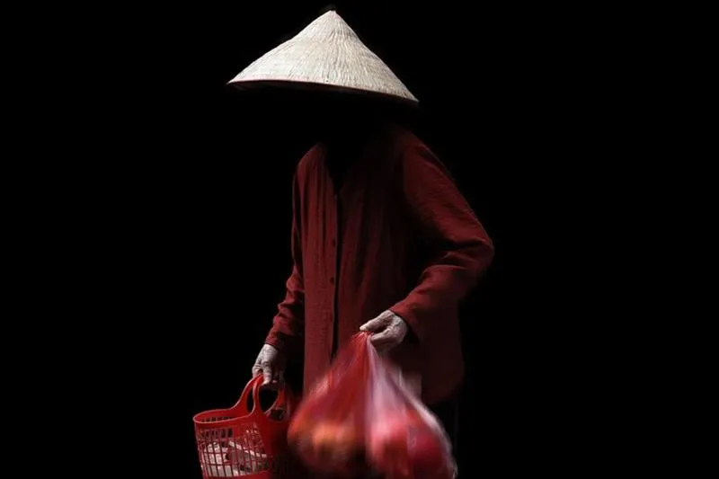 Featured tour with 33 reviews: Hanoi Street Photography with a Pro – Phone & Camera