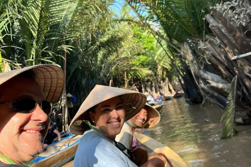 1 Day Trip: Mekong Delta Small Group Tour: Vinh Trang, Boat & Lunch