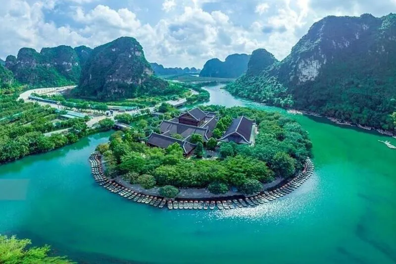 Elite private tour: Best Seller-Private Full-Day Tour to Ninh Binh Depart from Hanoi