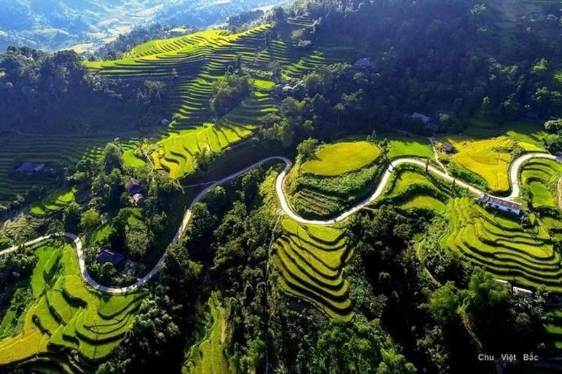 Ha Giang Loop Private Motobike Tour – 4 Days and 3 Nights!