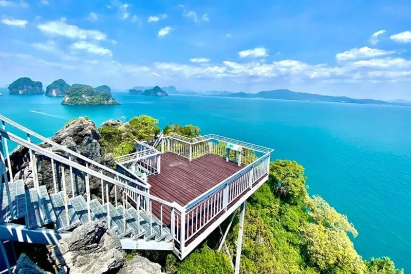 Hong Island Speed Boat Adventure from Krabi by Booking with 20 reviews