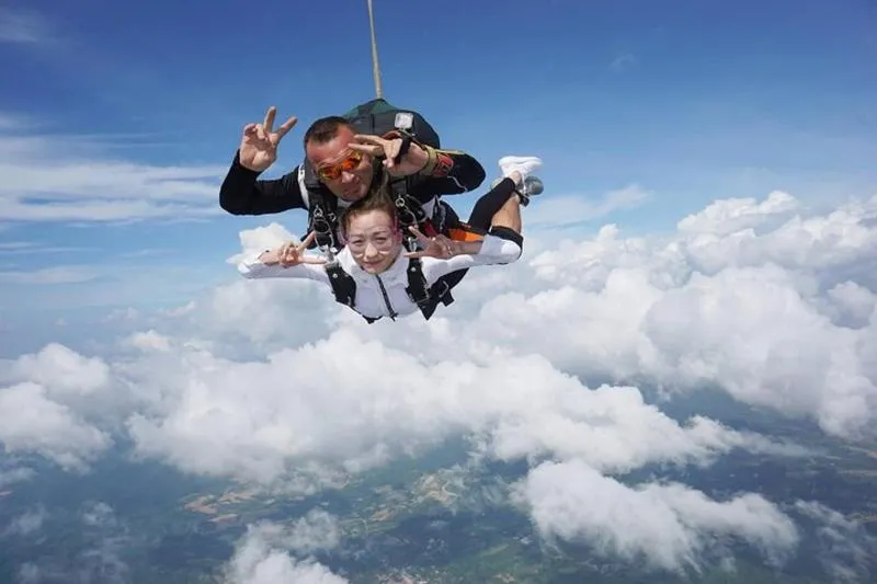 Average tour price for Skydiving Tours in Thailand around 10527 THB Average tour price for Skydiving Tours in Thailand around 10527 THB