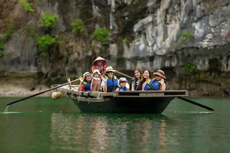 1 Day Trip: From your cruise port to Hanoi 1 day with our driver