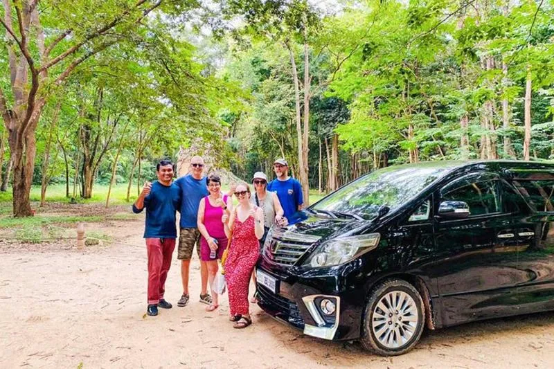 Featured tour with 20 reviews: A day Trip Sightseeing Phnom Penh – Siem Reap – Private English Speaking Driver