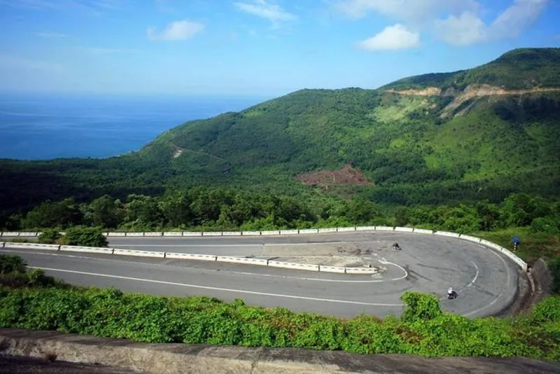 Featured tour with 3 reviews: Da Nang Airport Arrival Private Transfer