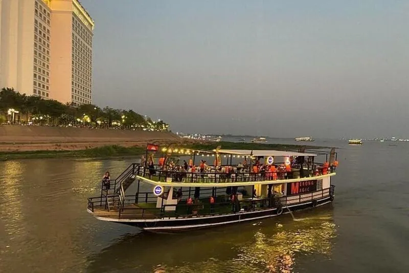 Phnom Penh Sunset Cruise with Unlimited Beer & BBQ Buffet