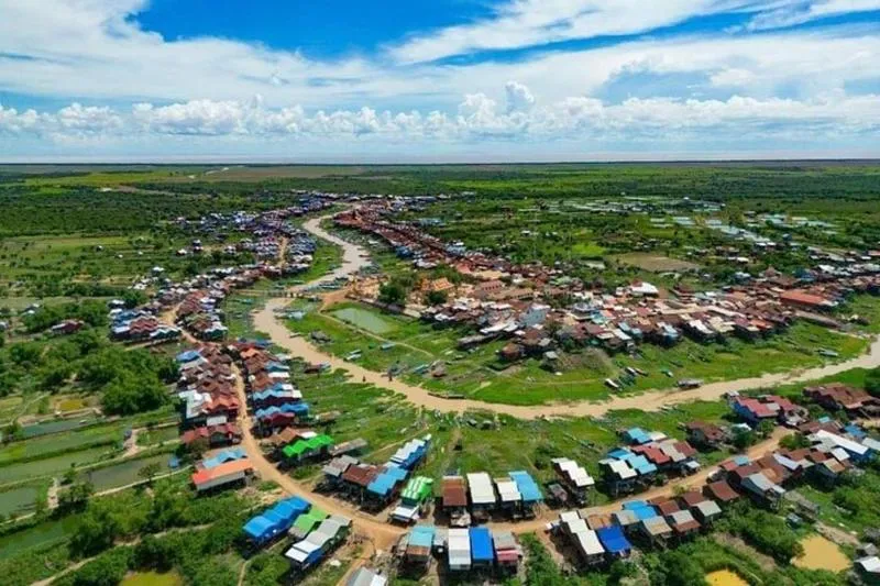 Featured tour with 7 reviews: Kampong Khleang Floating Village and Tonle Sap Half Day Tour