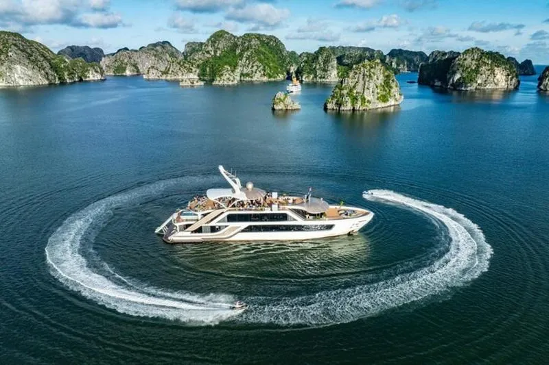 Day Tour Serenity Cruise at Lan Ha Bay from Hanoi, Hai Phong by Booking from 52 USD
