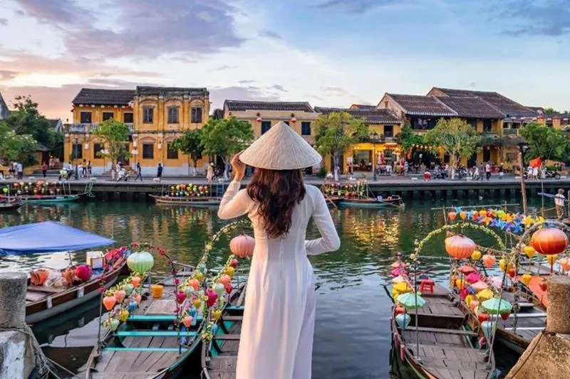 Cheapest: Marble Mountain – Hoi An Ancient Town Guided Tour: From Da Nang | From only 16 USD